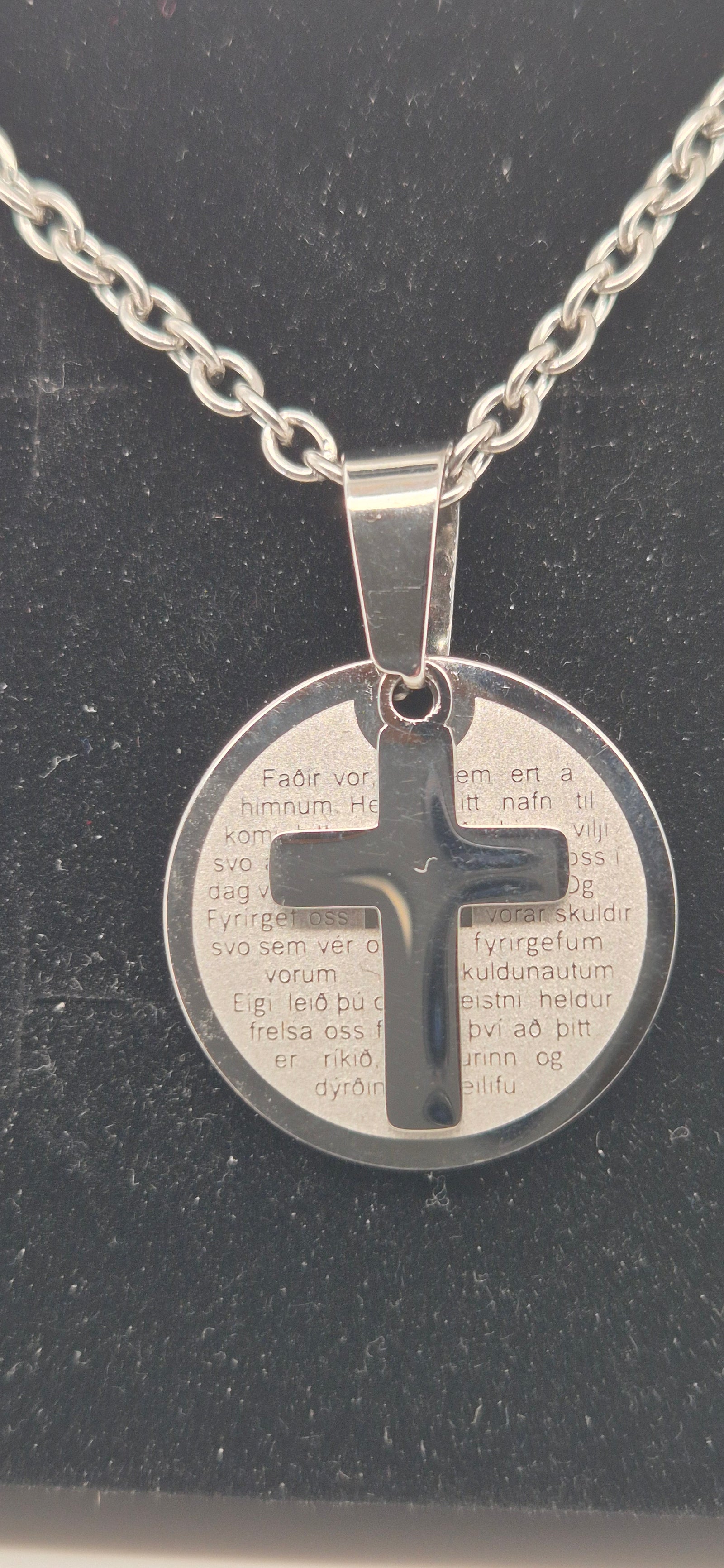 Faðir vor stál kross