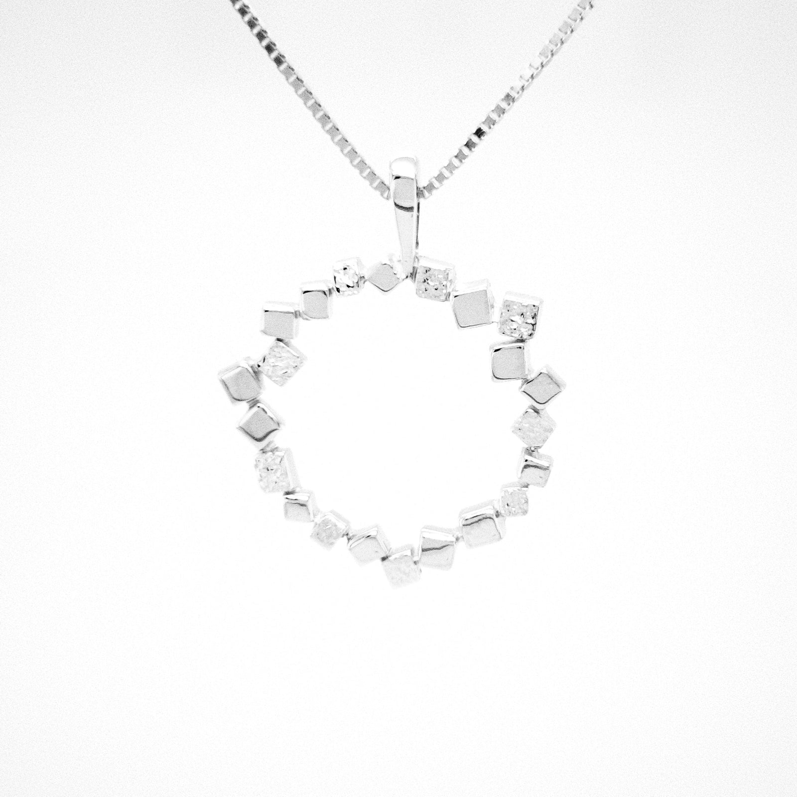 Icecold Gull hálsmen, Stuðlar, án demants