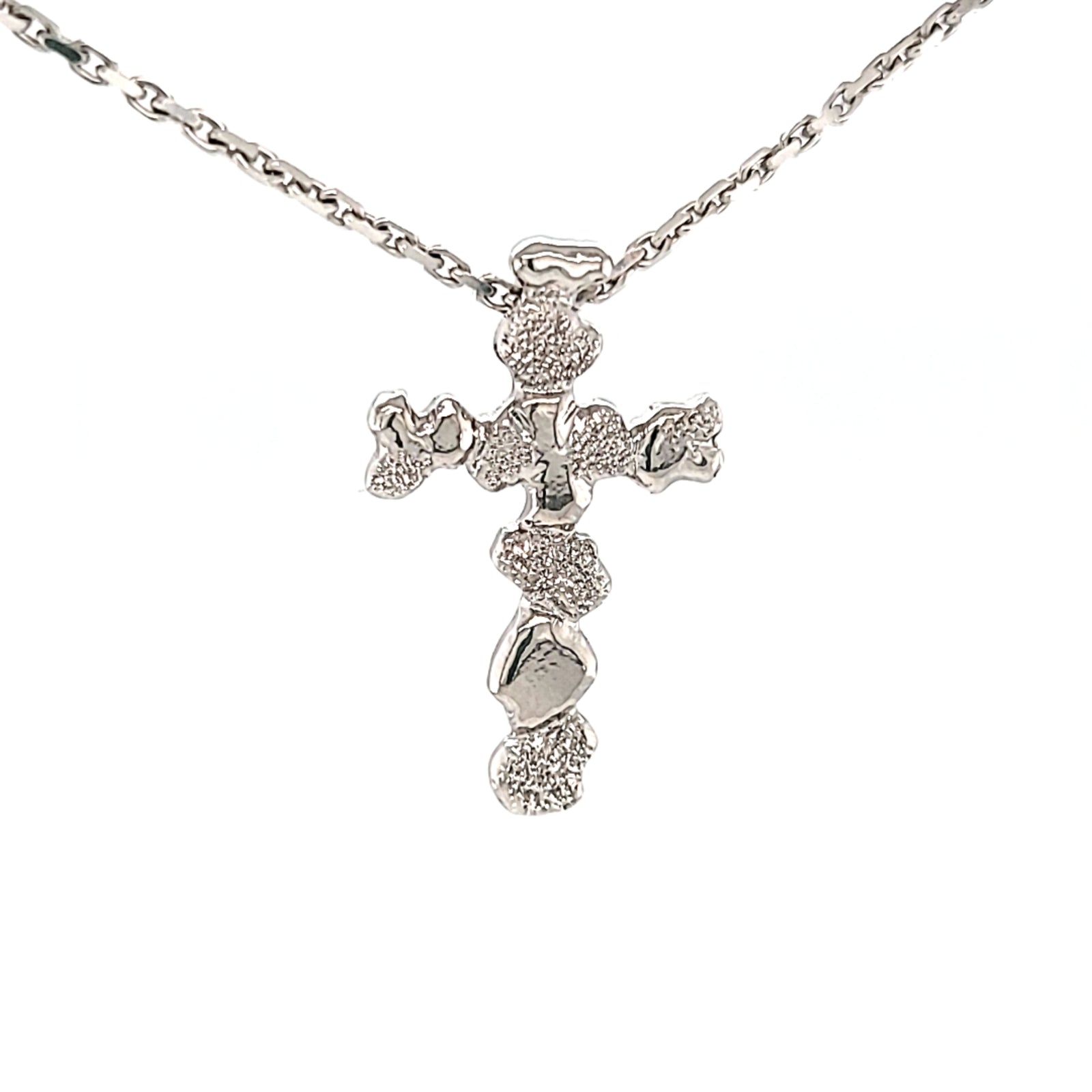 Silfur Kross með Frost Áferð