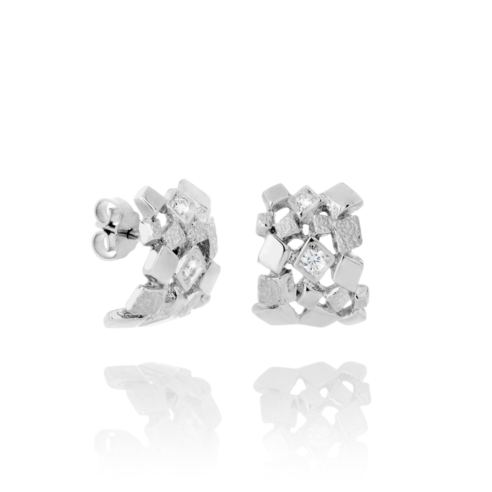 Icecold Gull eyrnalokkar