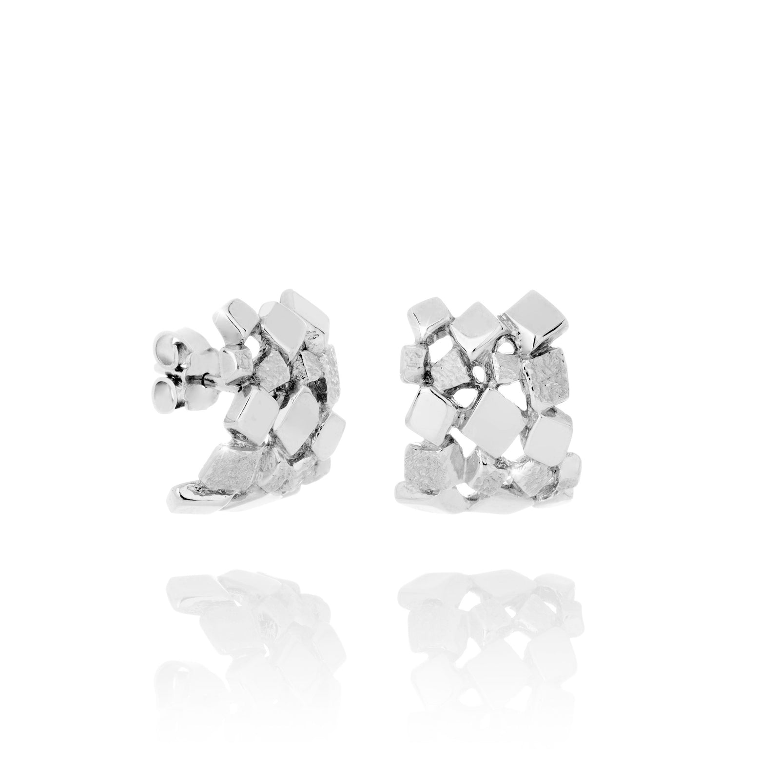 Icecold Gull eyrnalokkar