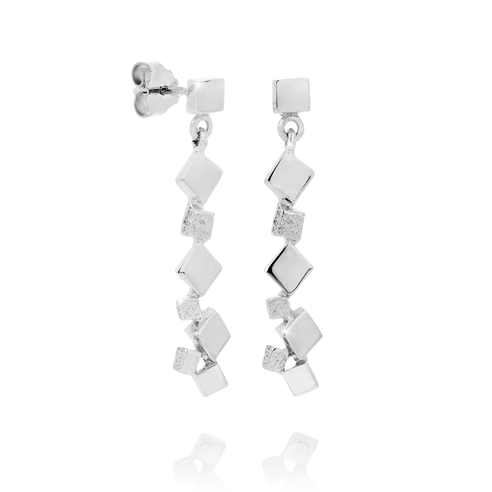 Icecold Gull eyrnalokkar